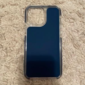 2021 iPhone 6.7 pro max blue and clear case